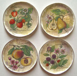 Dollhouse Miniature Tan Fruit Platter 4Pcs.